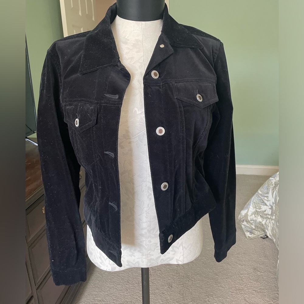 Ann Taylor 90’s black velvet? jacket